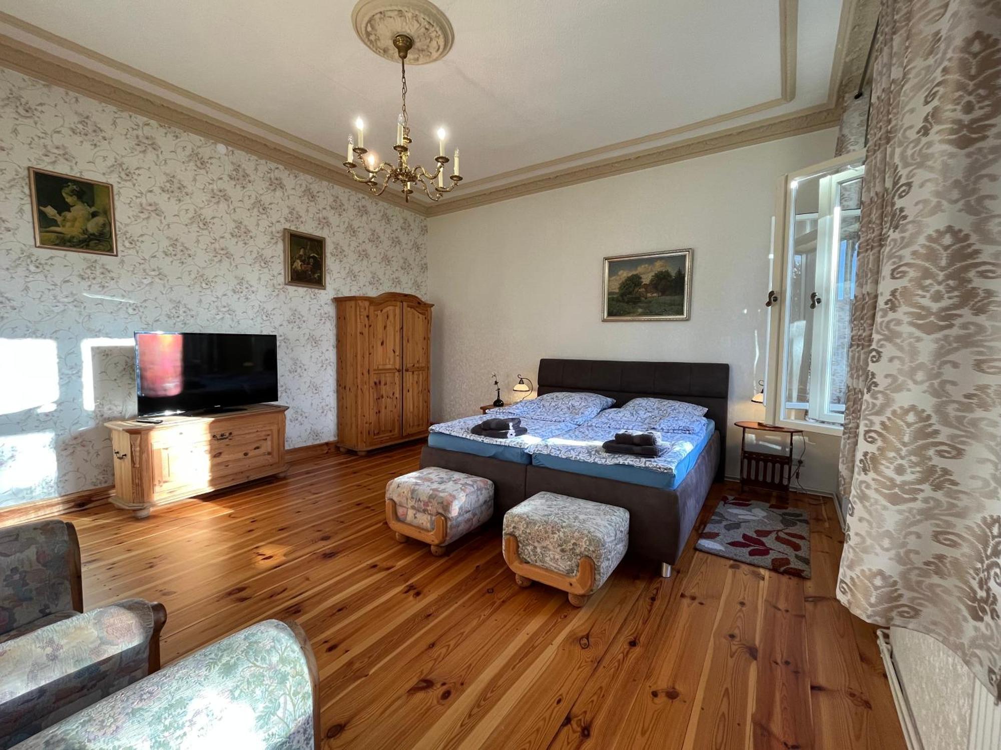 Villa Landidyll Mit Separatem Wellness-Bereich 요아힘스탈 객실 사진